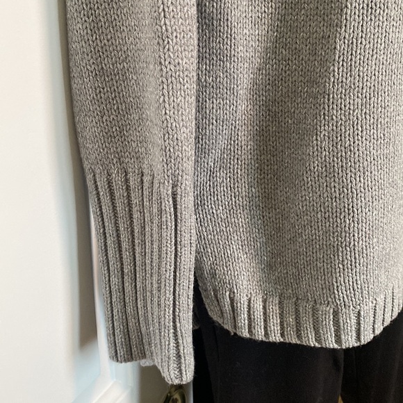 Chap’s Grey With Silver Shimmer Sweater - Picture 4 of 10